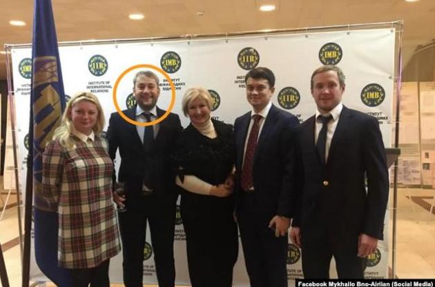 У роки президентства Януковича Михайло Бно-Айріян працював в уряді Азарова