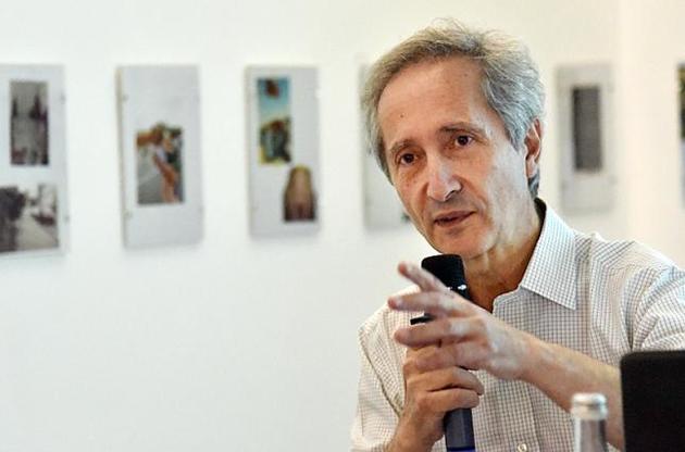 Бернар Блістен фото В.Артюшенко