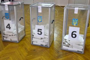 Рейтинг "Голоса" упал, в Раду уверено проходят четыре партии - опрос "Соцмониторинга"