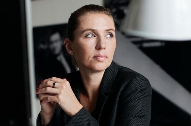 Метте Фредеріксен відвідала Гренландію на тлі заяв про інтерес президента США до острова