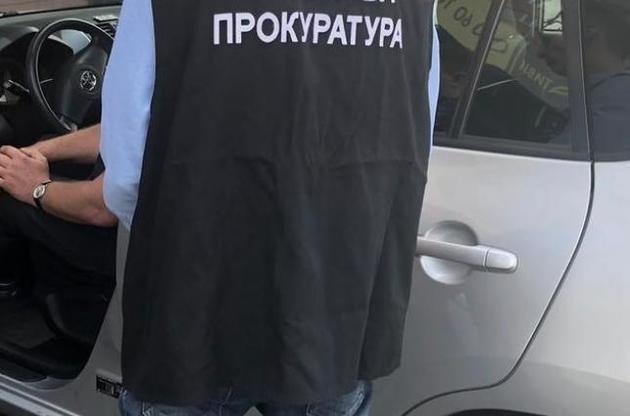 Начальник Полтавской таможни требовал по 400 долларов за каждый груз