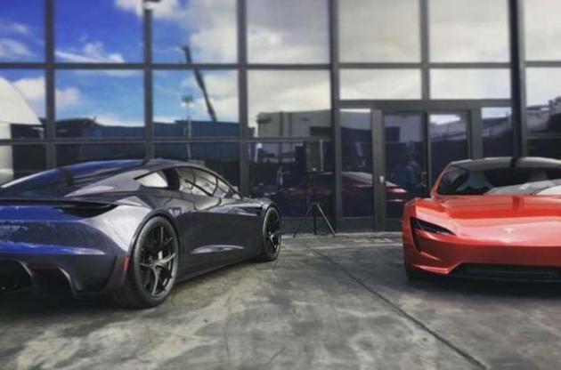 Tesla Roadster оснастять реактивним двигуном