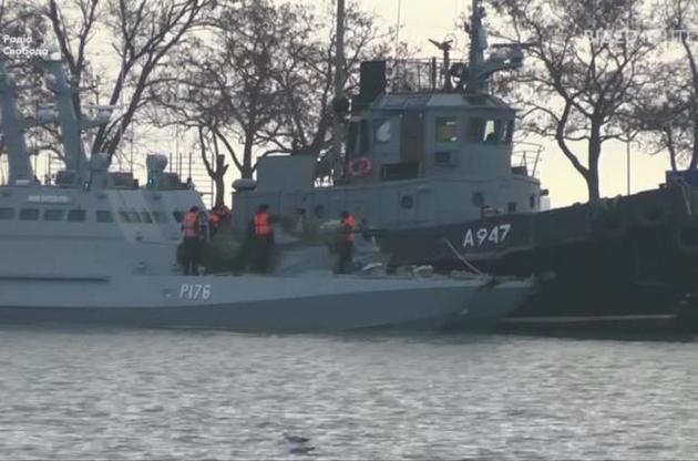 РФ відзвітувала про повернення Україні захоплених кораблів і моряків, повернулися лише моряки