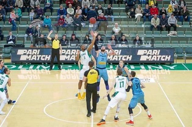 "Днепр" победил на выезде