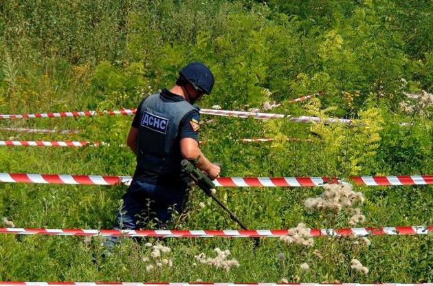 Разминирование на Луганщине: за сутки нашли 35 взрывоопасных предметов