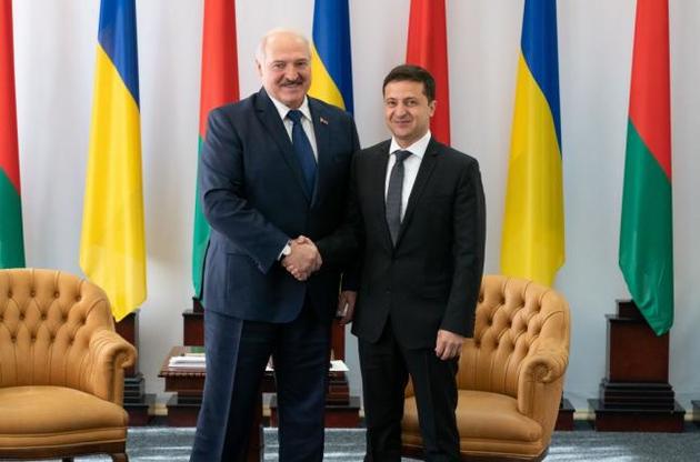 Зеленский впервые встретился с Лукашенко