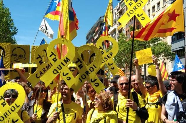 Каталонские протестующие объявили блокаду аэропорта Барселоны