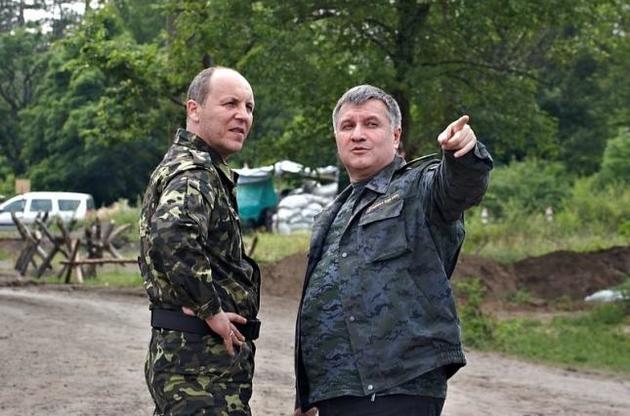 Аваков вимагає спростування "абсурдних звинувачень" проти Парубія