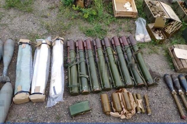 СБУ виявила схованку з боєприпасами на Луганщині