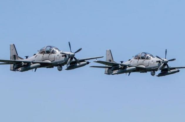 EMB-314 Super Tucano &ndash; легкий штурмовик, розроблений компанією Embraer спершу у якості навчального літака