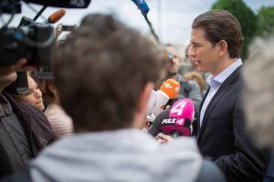 Партія Курца перемогла на дострокових парламентських виборах в Австрії