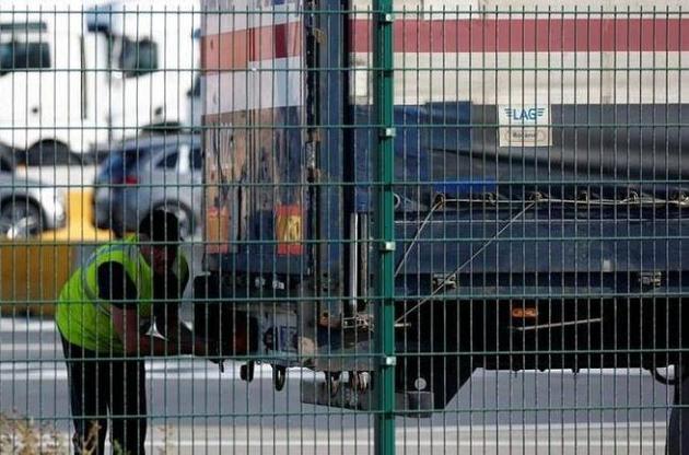 Британская полиция считает, что все погибшие в грузовике мигранты были вьетнамцами