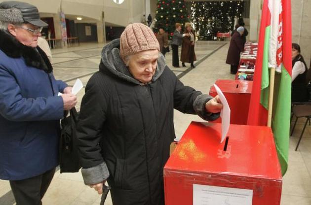 Лукашенко утвердил даты проведения досрочных выборов в Беларуси