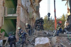 Эксперты назвали вероятные причины обрушения дома в Дрогобыче