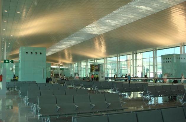 З аеропорту не змогли відправитися 45 літаків