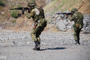 В День Независимости боевики пять раз обстреляли позиции ВСУ в Донбассе