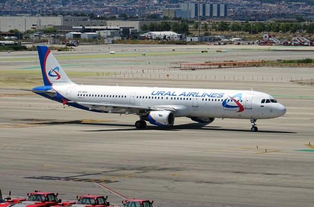 В России аварийно сел пассажирский самолет, направлявшийся в аннексированный Крым