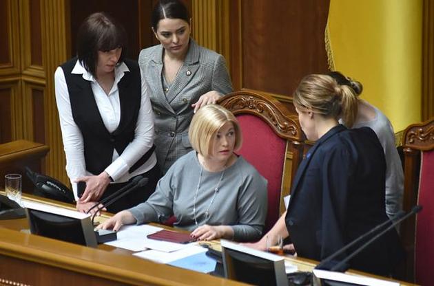 Партия Порошенко предложила двум партиям разделить комитеты