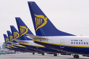 Британські пілоти найбільшого авіаперевізника Європи Ryanair будуть страйкувати по непарних числах