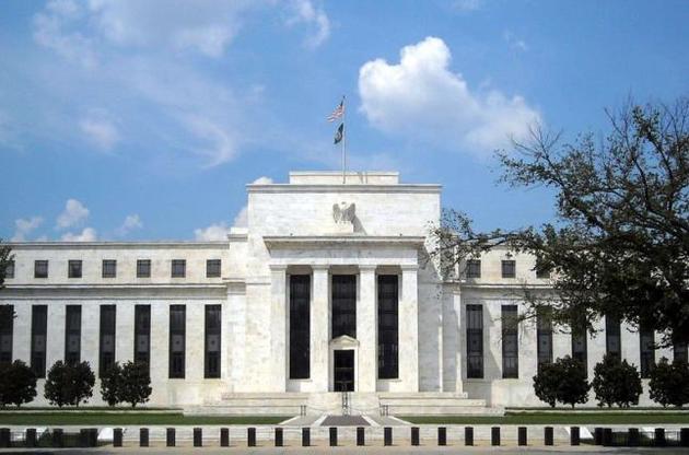ФРС США снова снизила базовую процентную ставку