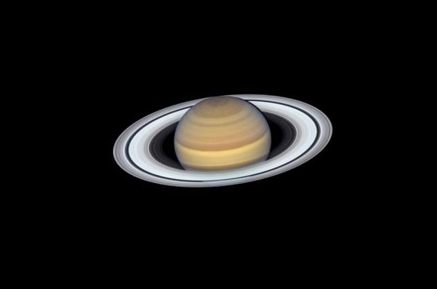 Телескоп "Хаббл" сделал новый захватывающий снимок Сатурна
