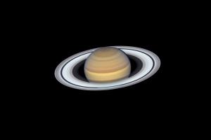 Телескоп "Хаббл" зробив новий захоплюючий знімок Сатурна