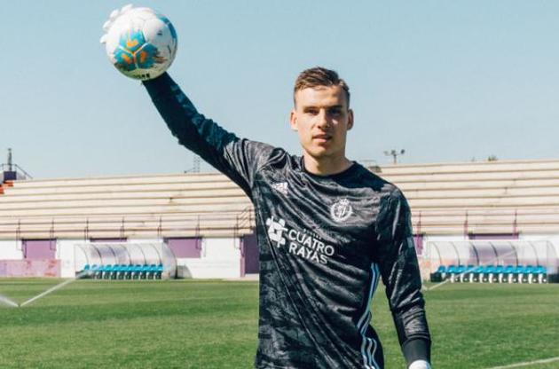 Вратарь сборной Украины Лунин намерен покинуть "Вальядолид" – СМИ