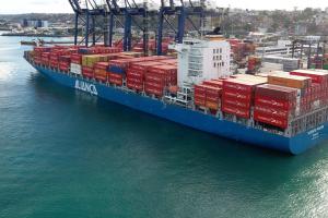 Два іноземних судна покарали через незаконні відвідини Криму