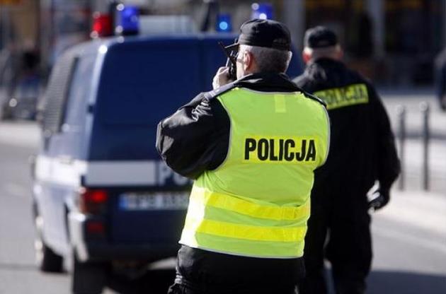 Борт санітарної авіації доставив українця в лікарню