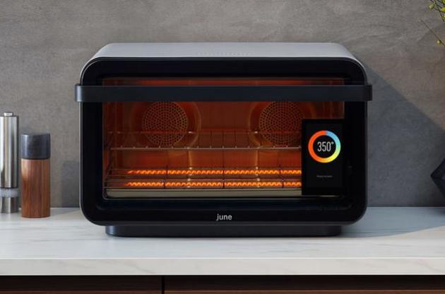 Духовки розігріваються до 200 градусів і підтримують температуру