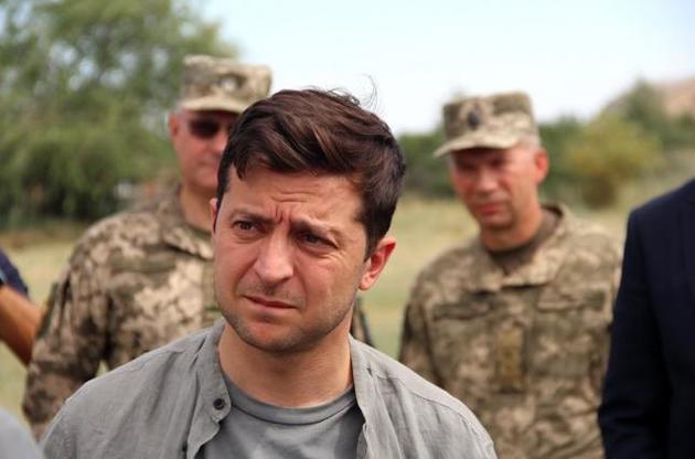 Зеленский собрал силовиков на совещание по подготовке к разведению войск в Донбассе