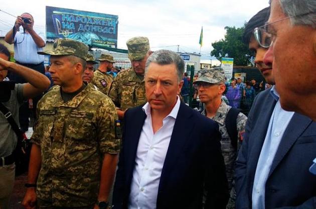 Волкер назвал условие проведения выборов в Донбассе