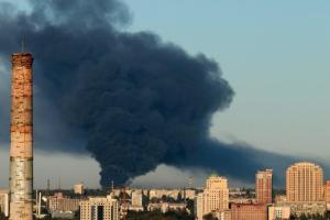 Окупанти заявили, що у Донецьку горить склад з алюмінієм, а не боєприпасами — ЗМІ