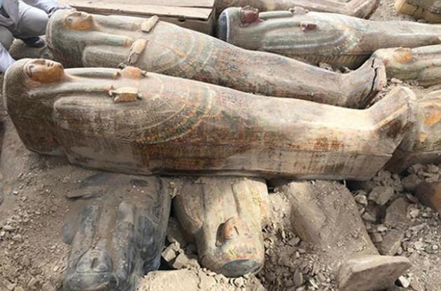 У Єгипті знайдено 20 запечатаних дерев'яних саркофагів