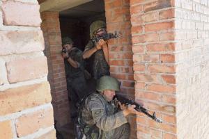 У Росії солдат-строковик розстріляв вісьмох військовослужбовців
