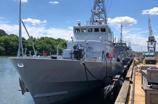 США не только передали катера, но и обучили моряков службе на них