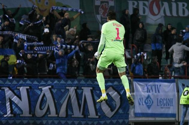 &quot;Динамо&quot; отстает от &quot;Шахтера&quot; на 10 очков