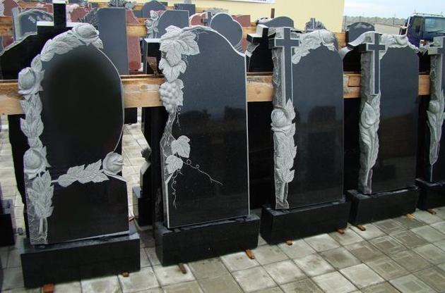 У Львові дефіцит місць на кладовищах