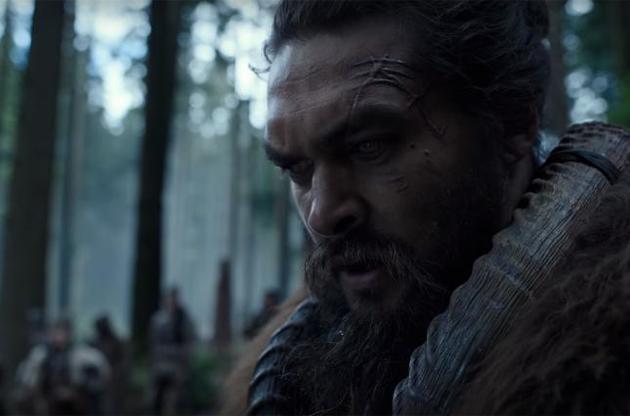 Главную роль в сериале "Видеть" сыграл Джейсон Момоа