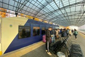Глава "Укрзализныци" пообещал увеличить частоту курсирования Kyiv Boryspil Express