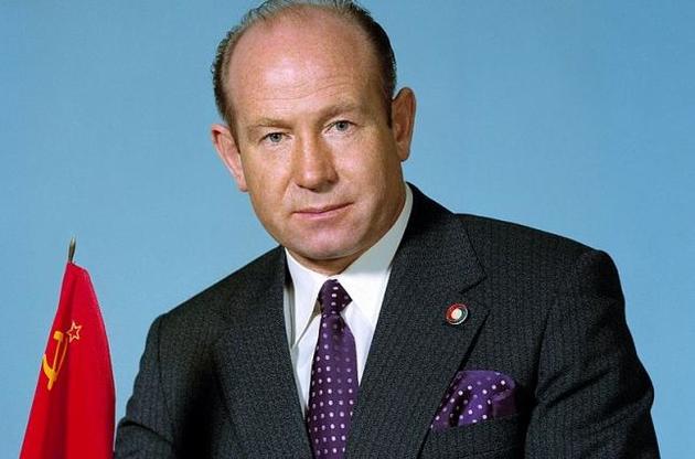 Олексій Леонов здійснив перший в історії вихід людини у відкритий космос