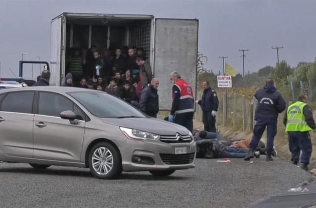 В Греции нашли грузовик с 41 мигрантом в холодильной камере