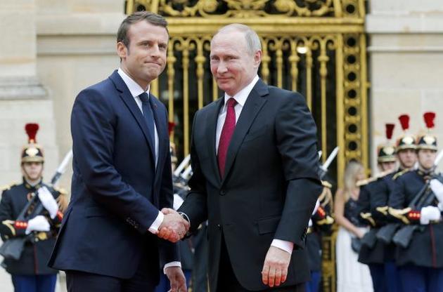 Макрон анонсировал переговоры Франции и РФ по ситуации в Донбассе