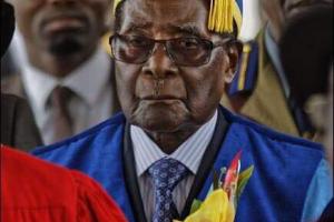Умер бывший диктатор Зимбабве: кем был престарелый Мугабе и почему военные уcтроили переворот