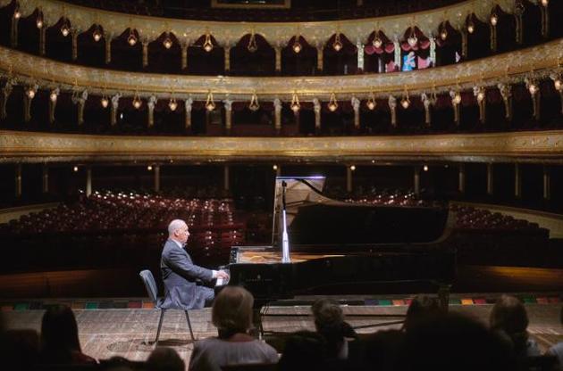 Кирило Стоянов