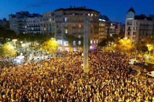 У Каталонії на вулиці вийшли близько 350 тисяч протестувальників