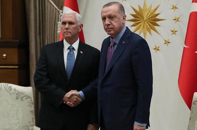 Эрдоган все же встретился с Пенсом