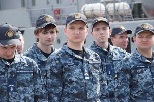 Росія може оголосити в розшук звільнених українських моряків – адвокат