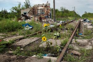 Понад половина опитаних підтримує невійськові заходи з врегулювання в Донбасі – "Рейтинг"