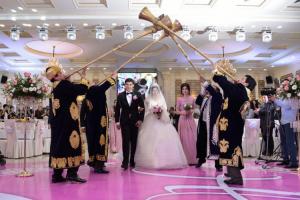 В Узбекистане запретили праздновать свадьбы с размахом